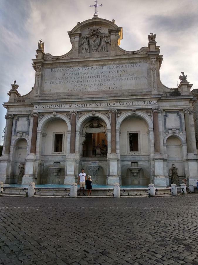 Casa indipendente nel cuore di trastevere Roma Esterno foto