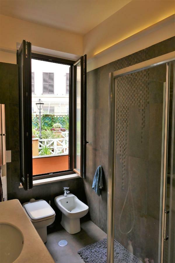 Casa indipendente nel cuore di trastevere Roma Esterno foto
